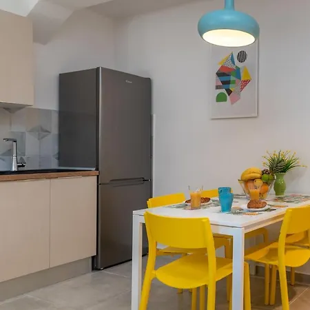 House Polus Σπίτι διακοπών *