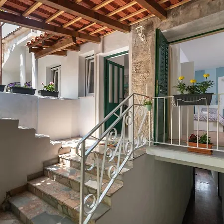 Holiday home House Polus *
