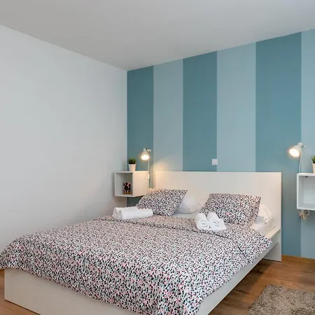 Ferienhaus House Polus *