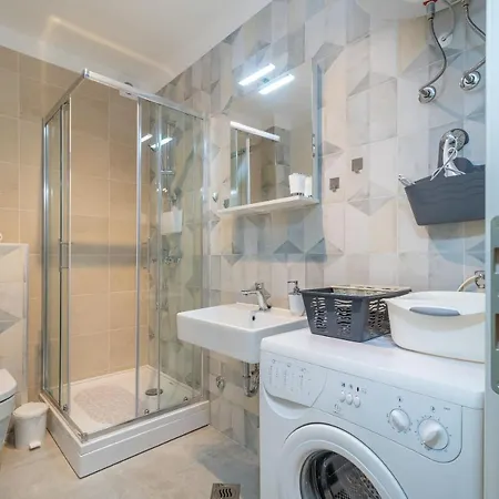 בית נופש House Polus טרוגיר